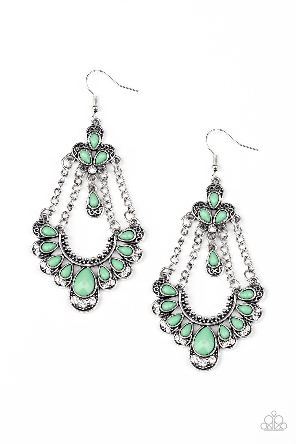 Unique Chic - green - Paparazzi earrings