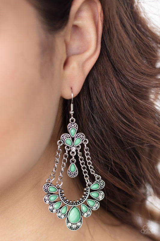 Unique Chic-green-Paparazzi earrings