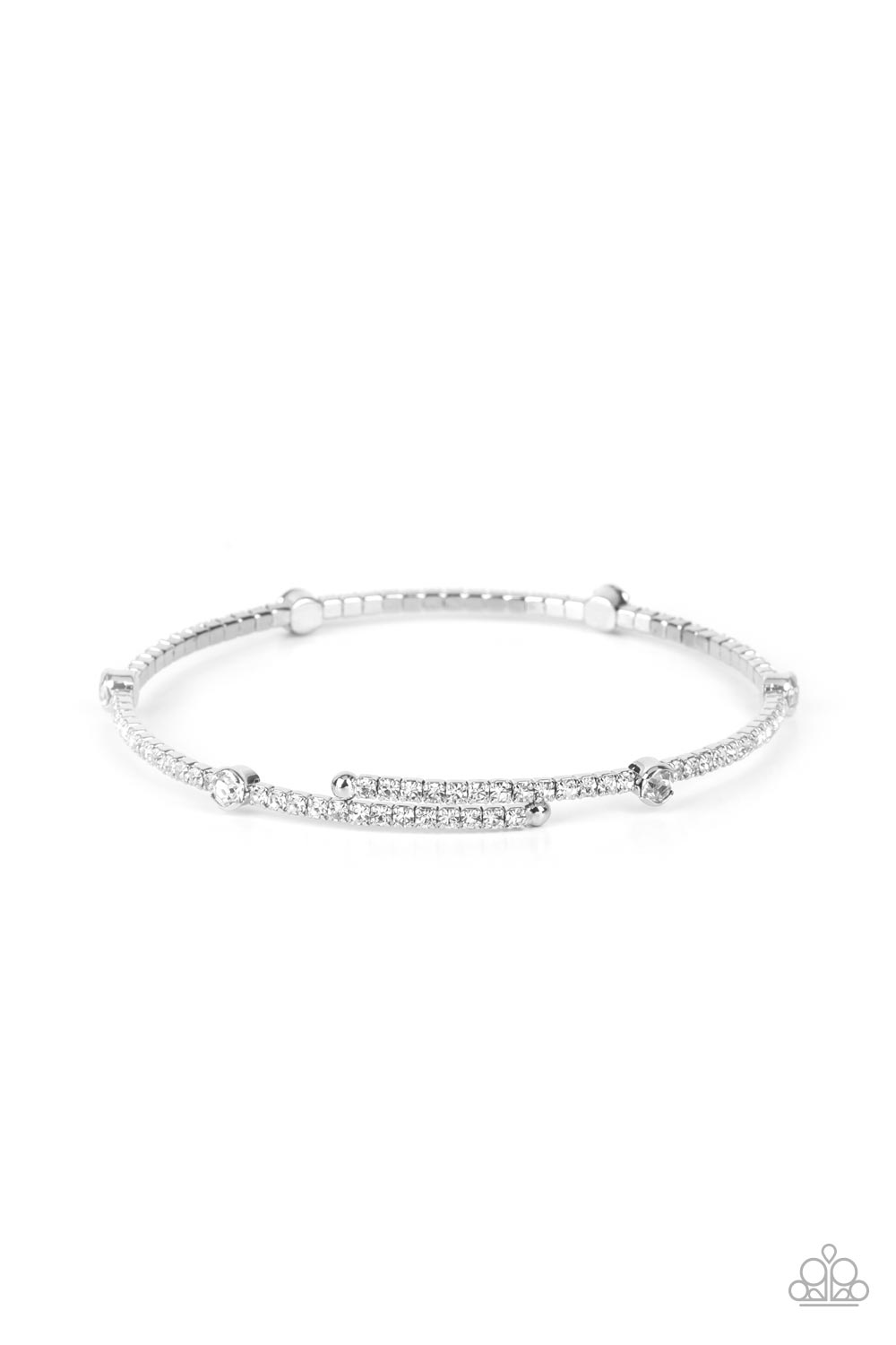 Upgraded Glamour - white - Paparazzi bracelet