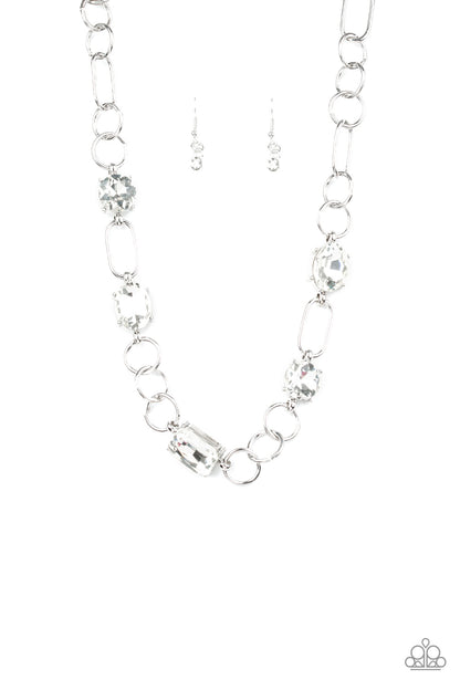 Urban District - white - Paparazzi necklace