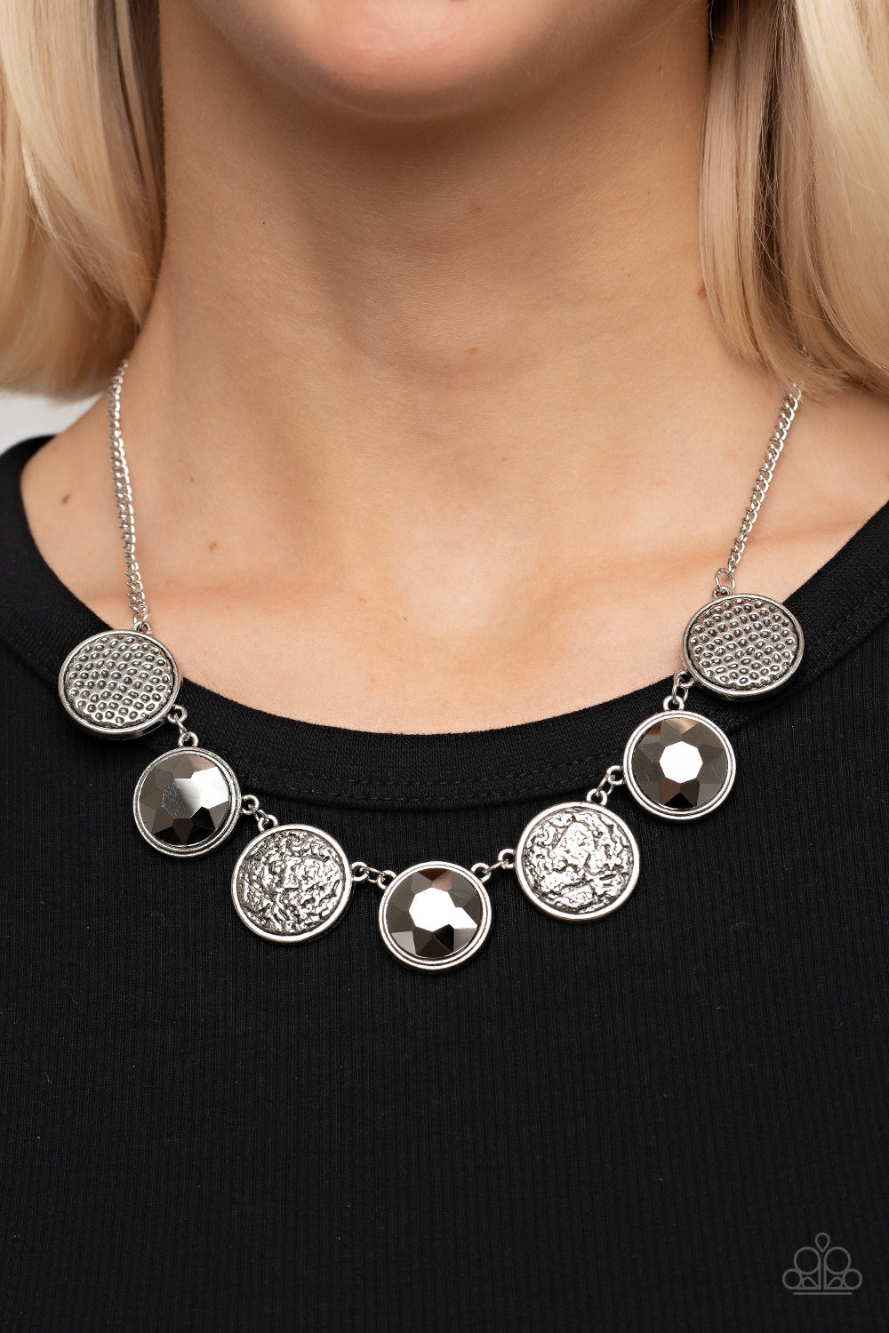 Urban Elite - silver - Paparazzi necklace