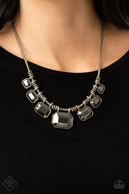 Urban Extravagance - silver - Paparazzi necklace