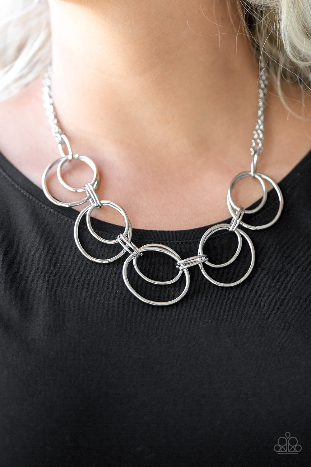 Urban Orbit - silver - Paparazzi necklace