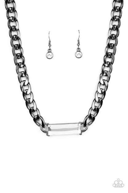 Urban Royalty - black - Paparazzi necklace