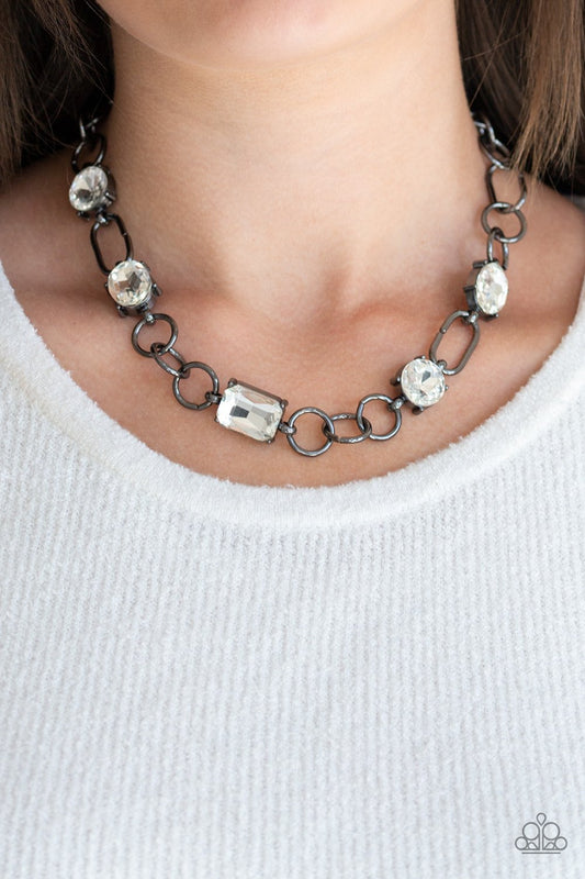 Urban District-black-Paparazzi necklace