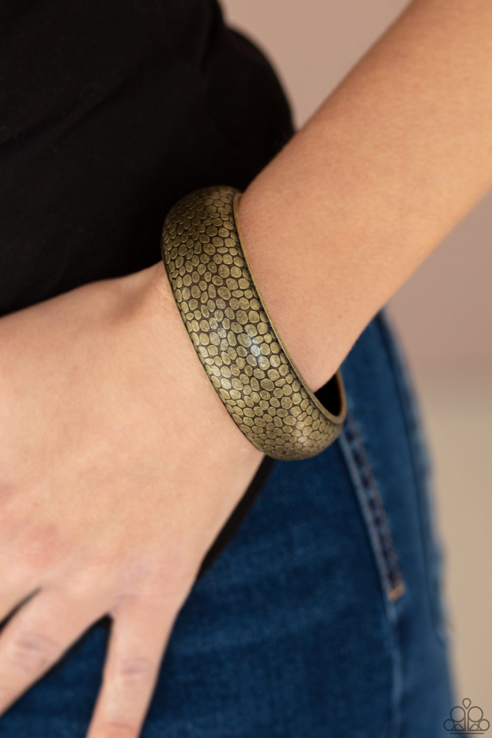 Urban Wildlife-brass-Paparazzi bracelet