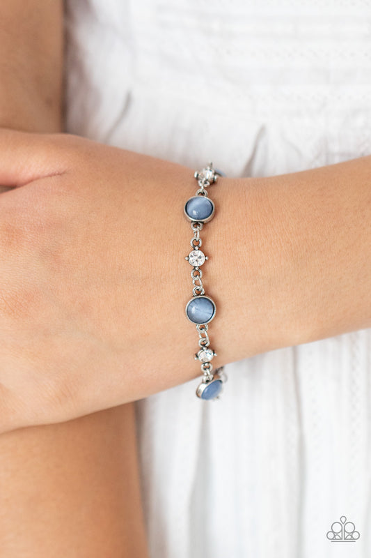 Use Your ILLUMINATION - blue - Paparazzi bracelet