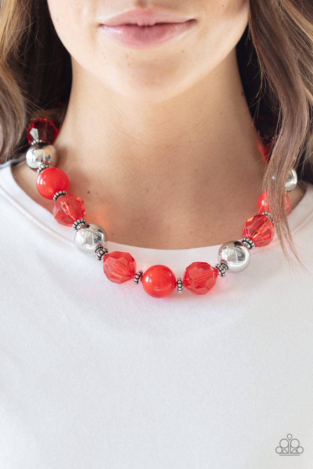 Very Voluminous - red - Paparazzi necklace