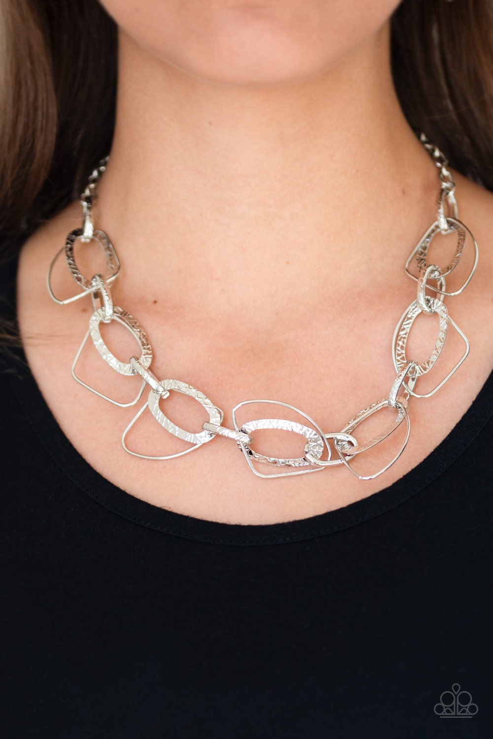 Very Avant Garde-silver-Paparazzi necklace