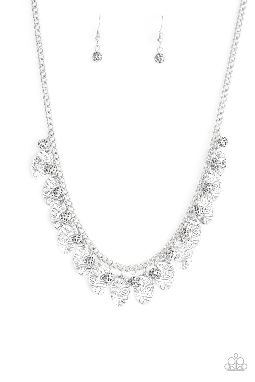 Vintage Gardens - silver - Paparazzi necklace