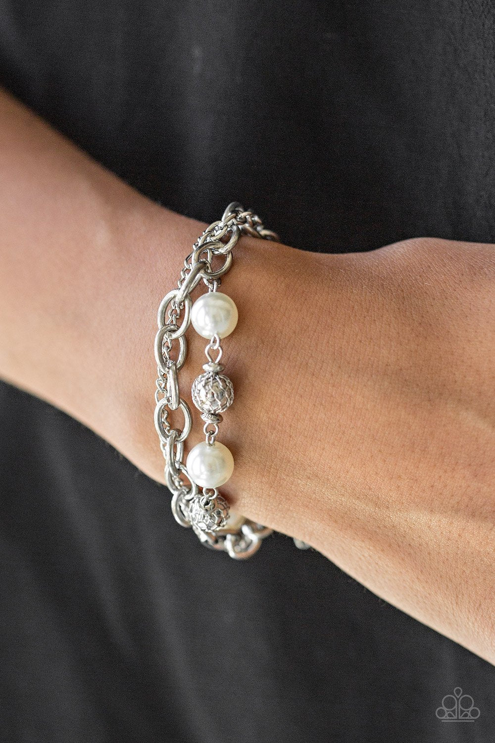 Vintage Vanity - white - Paparazzi bracelet