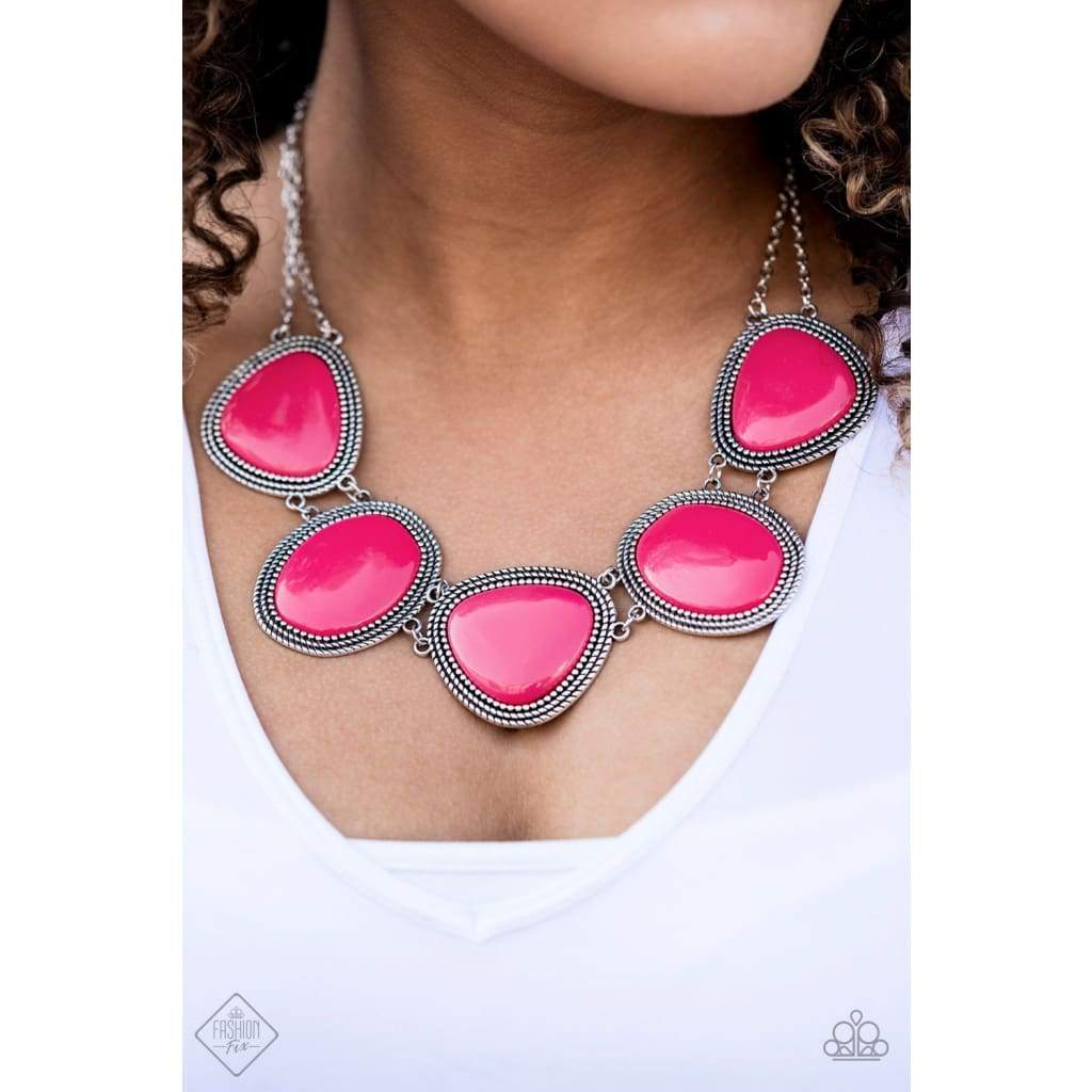Viva La Vivid-pink-Paparazzi necklace