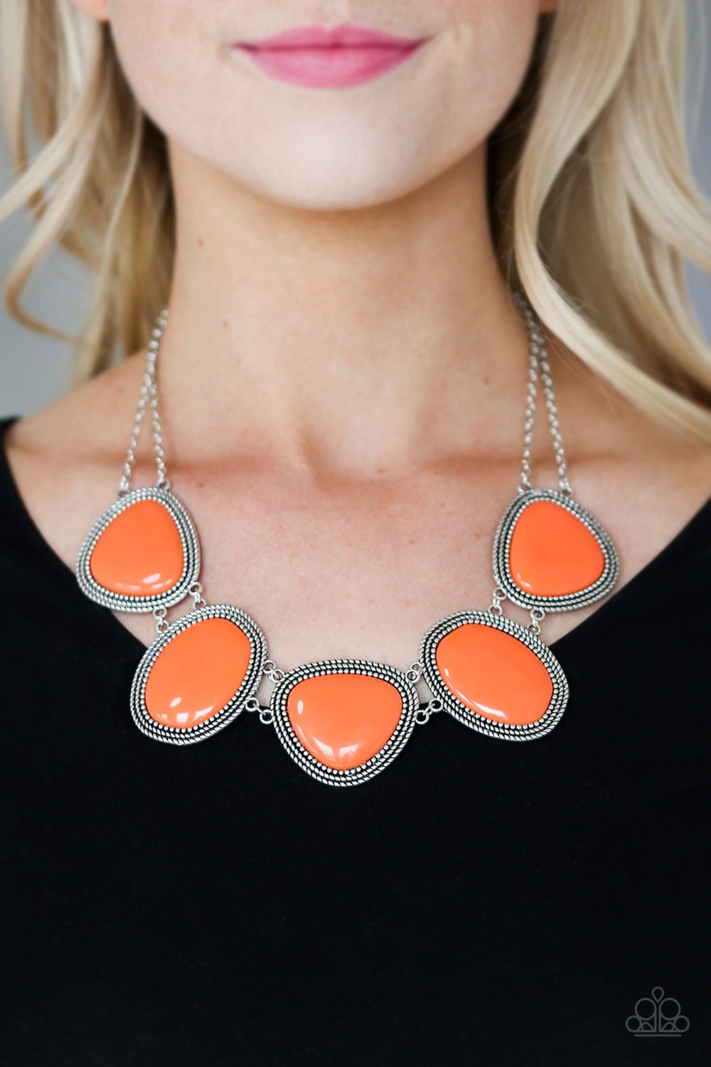 Viva la Vivid-orange-Paparazzi necklace