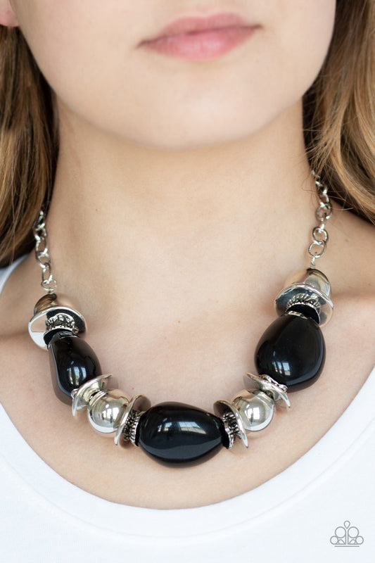 Vivid Vibes - black - Paparazzi necklace