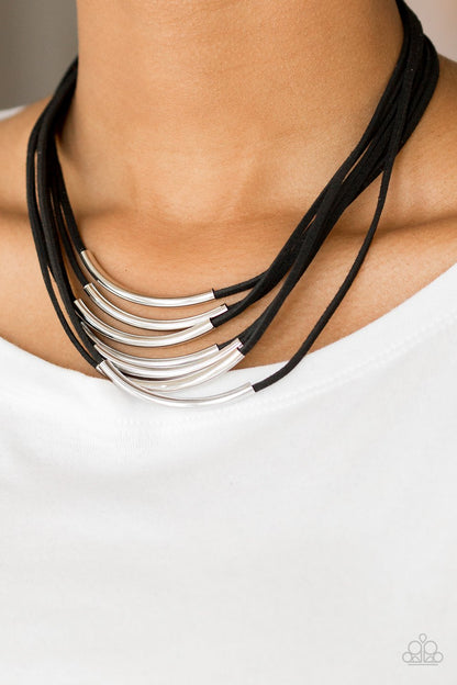 Walk the Walkabout-black-Paparazzi necklace