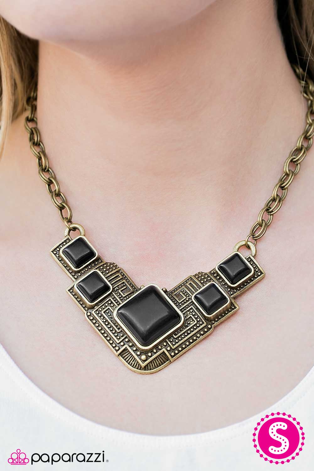 Way To Make An EMPRESS-ion! - Brass - Paparazzi necklace