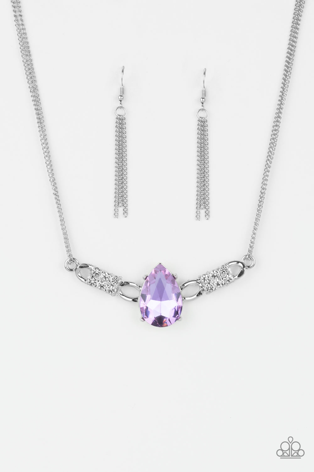 Way to Make an Entrance - purple - Paparazzi necklace