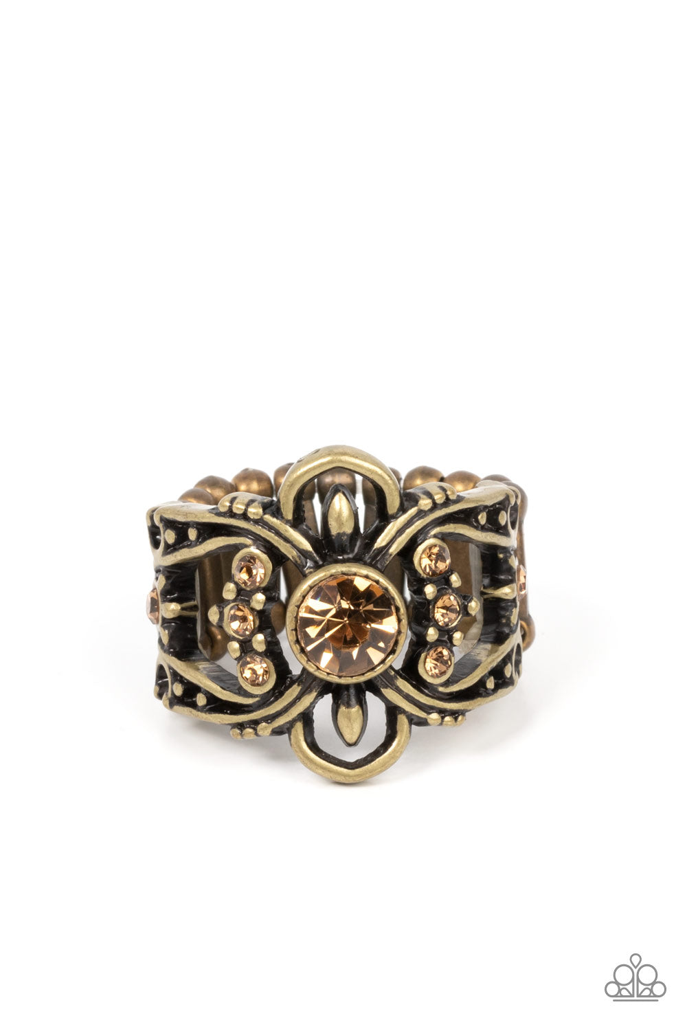 We Wear Crowns Here - brass - Paparazzi ring