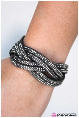 What a Hit - Paparazzi bracelet