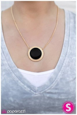 Whats Poppin - black - Paparazzi necklace