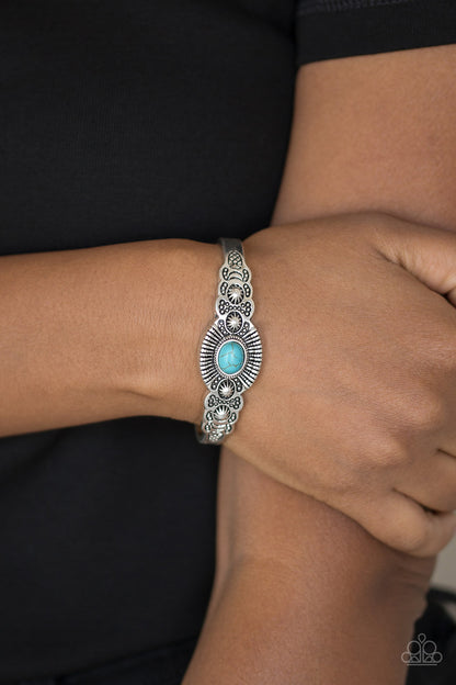 Wide Open Mesas - blue - Paparazzi bracelet