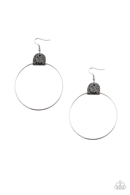 Wild Soul - silver - Paparazzi earrings