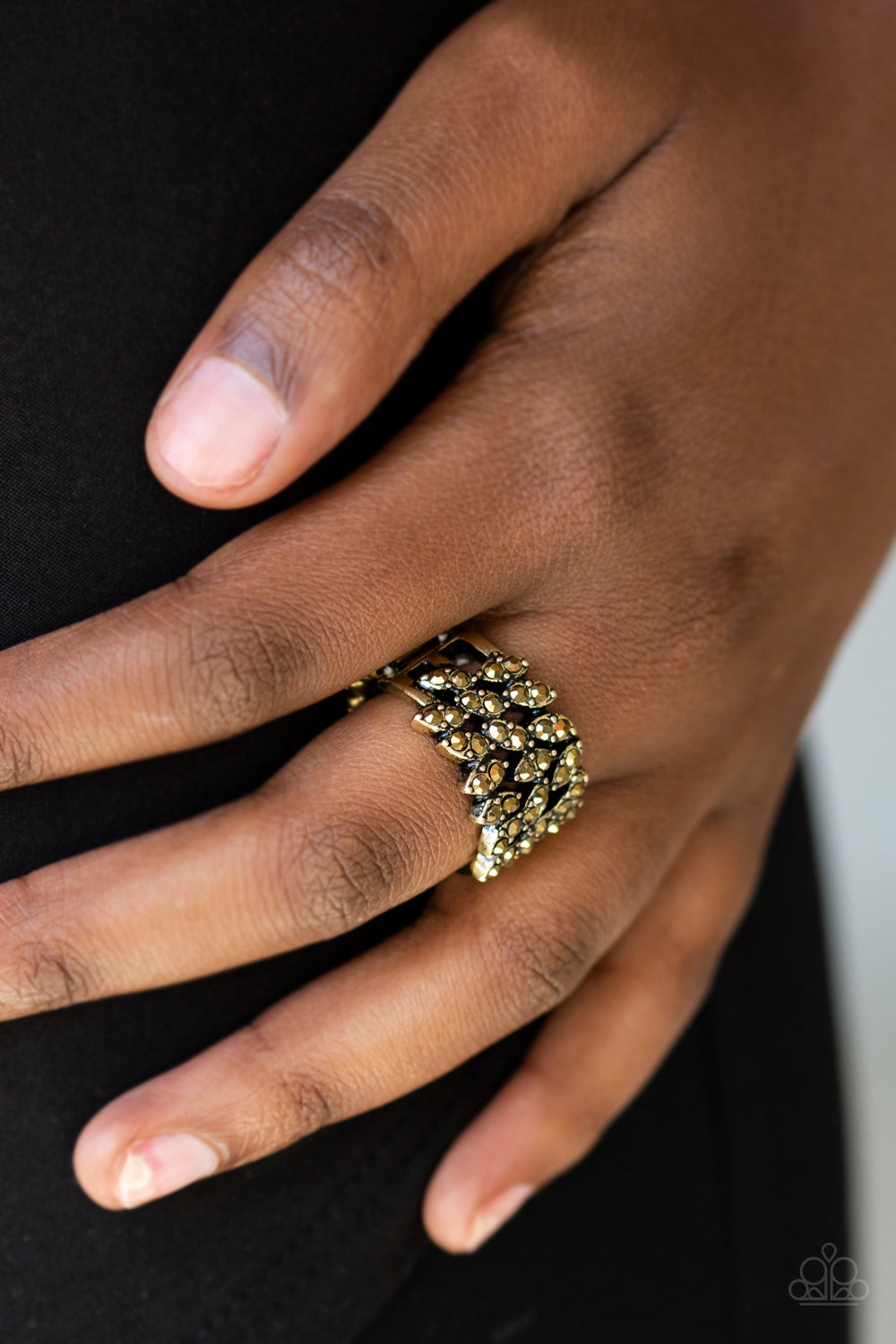 Wine and Vine - brass - Paparazzi ring