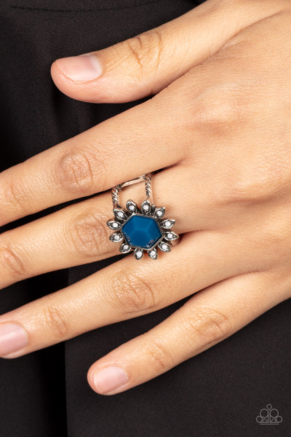 Wonderfully Wallflower - blue - Paparazzi ring