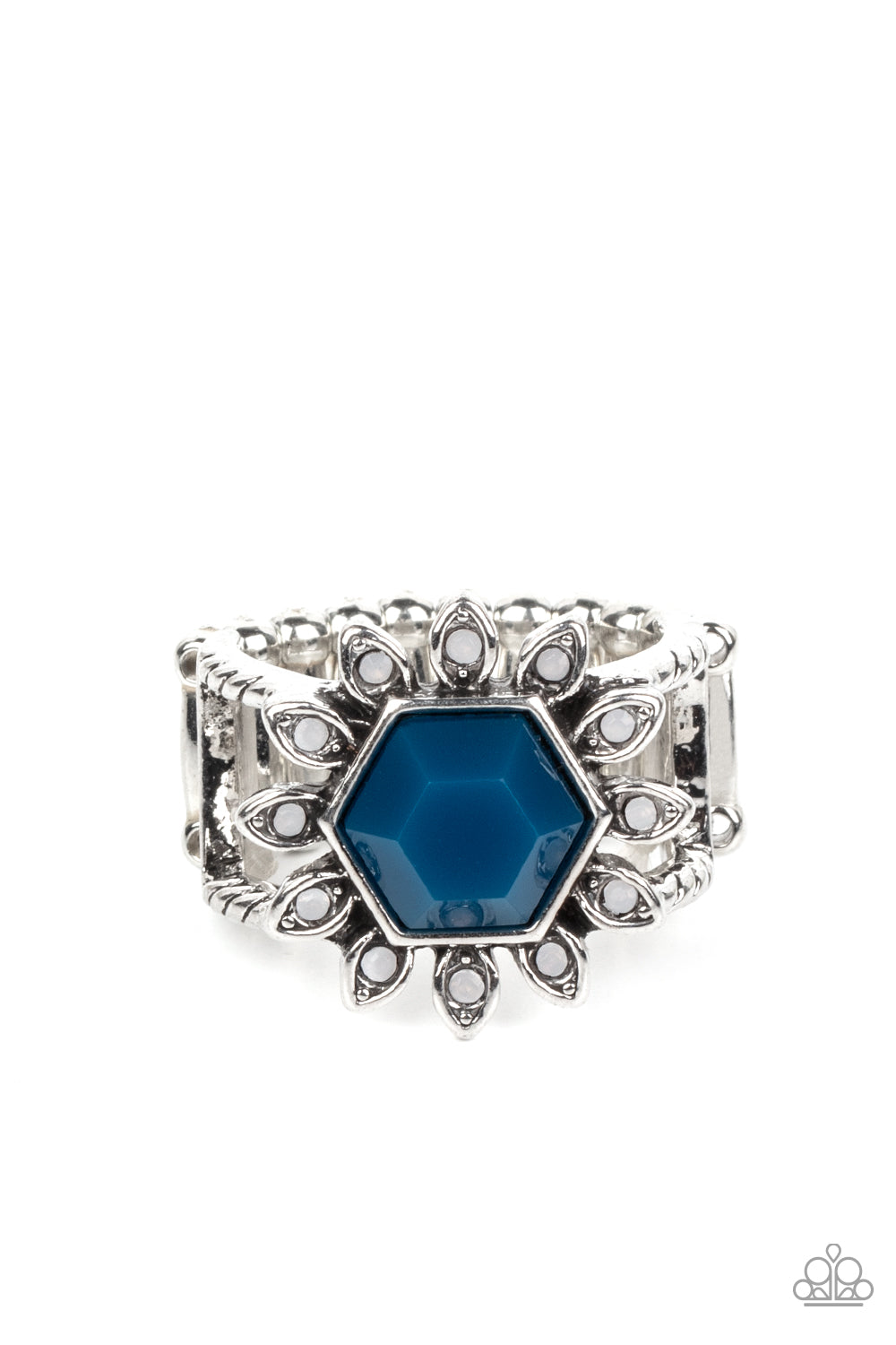 Wonderfully Wallflower - blue - Paparazzi ring