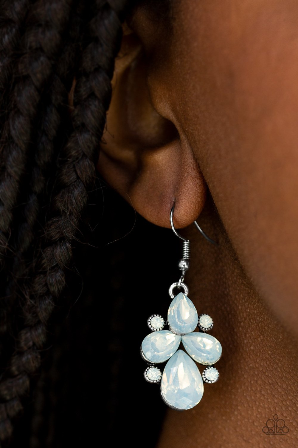 Wonderland Waltz - white - Paparazzi earrings