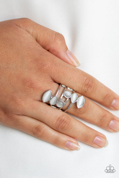 Wraparound Radiance - white - Paparazzi ring