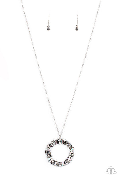 Wreathed in Wealth - silver - Paparazzi necklace