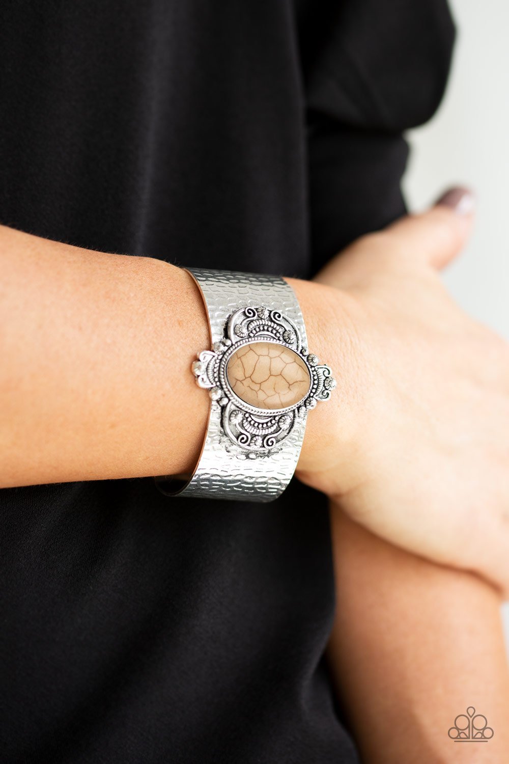 Yes I CANYON-brown-Paparazzi bracelet