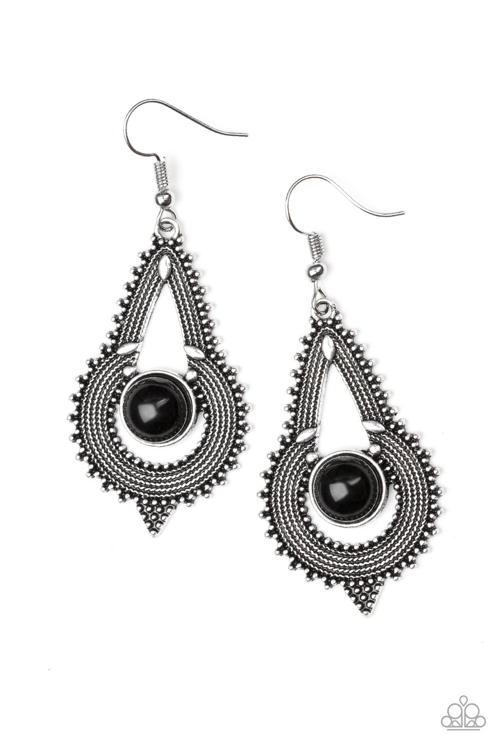 Zoomin Zumba - black - Paparazzi earrings