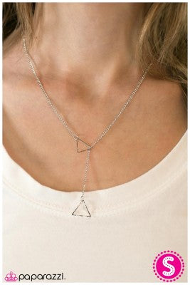 Love Triangle - Paparazzi necklace